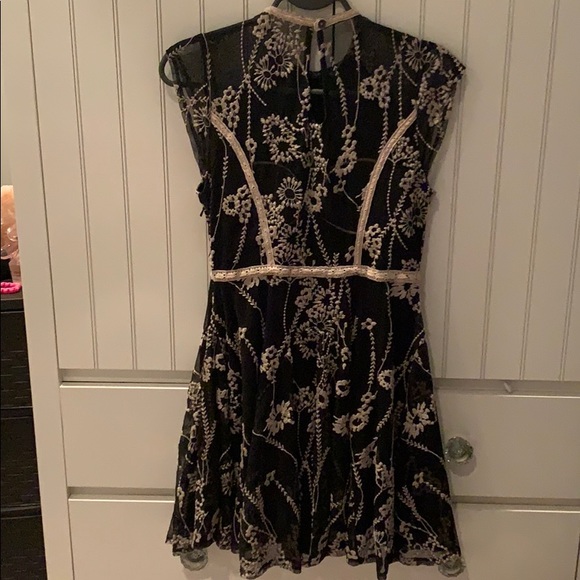 I am getting rid of some clothes before college - Picture 2 of 3